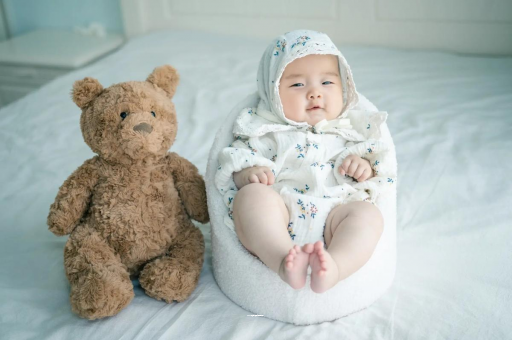 张掖宝宝吃不饱母乳的症状